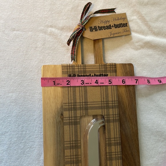 NWT Acacia wood 2 piece cheese set cutting board knife set - Picture 6 of 9